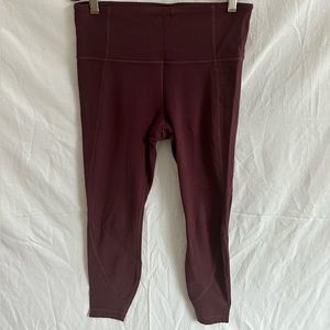 Athleta Salutation Stash 7/8 Tight- Size M